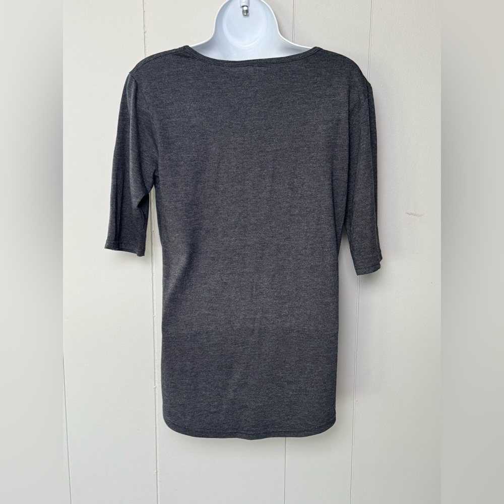 NWOT 24Peace Gray Women's Top with Dandelion Design Size M - Picture 2 of 11